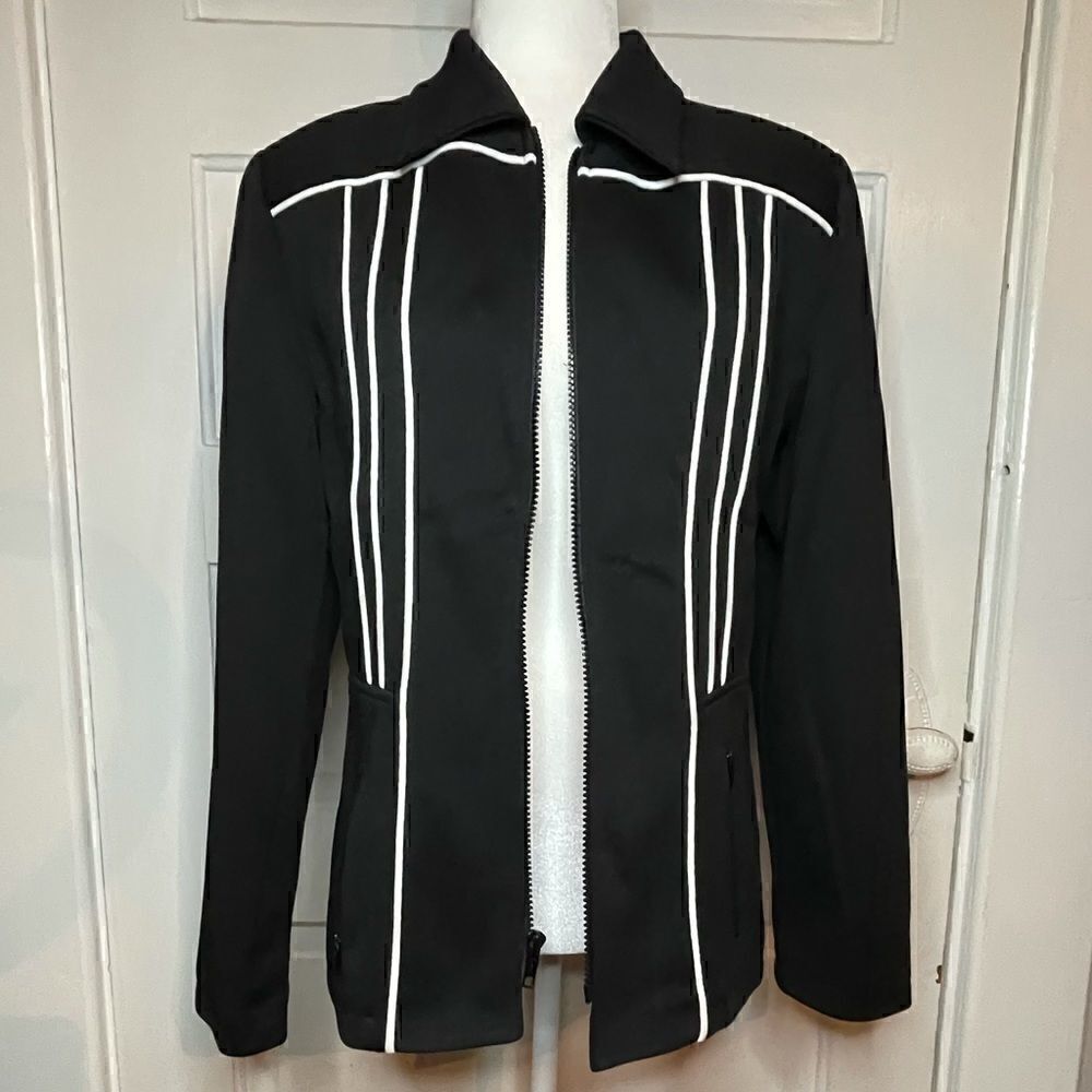 bebe Zip Up Jacket w/ Functional Pockets - Picture 2 of 10